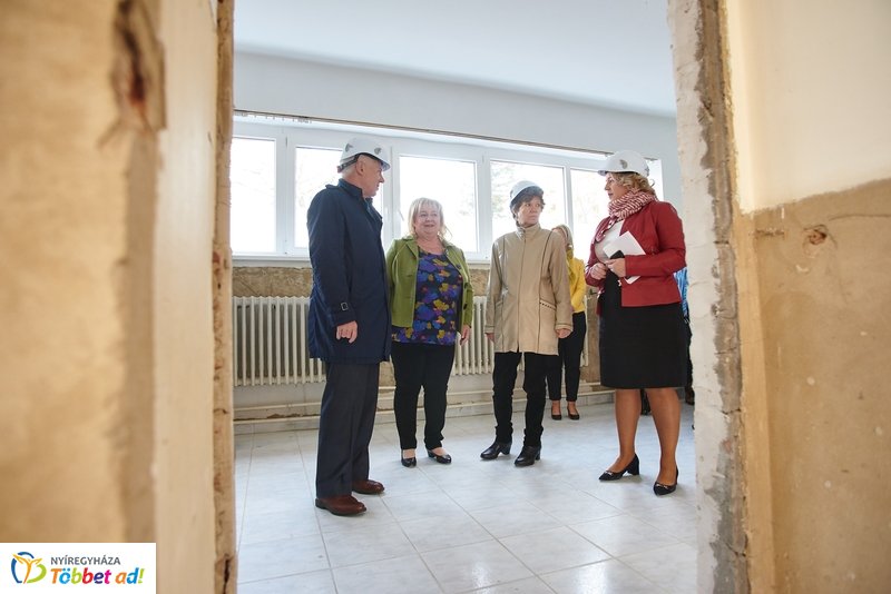 Helyszíni bejárás az Eszterlánc óvodában