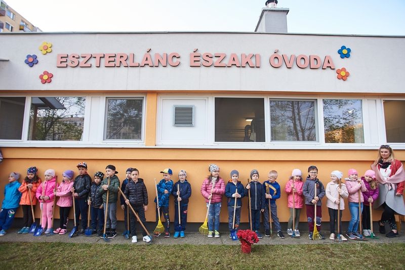 Helyszíni bejárás az Eszterlánc óvodában