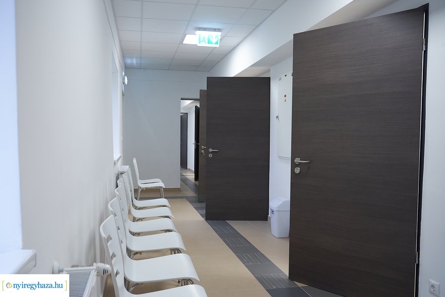 Helyszíni szemle a Csillag utcai orvosi rendelőben