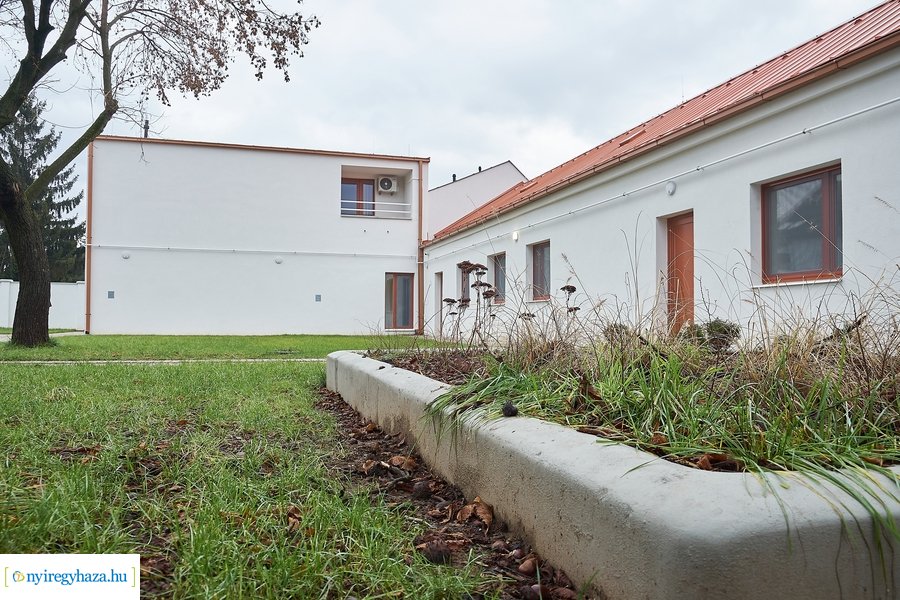 Helyszíni szemle a Csillag utcai orvosi rendelőben