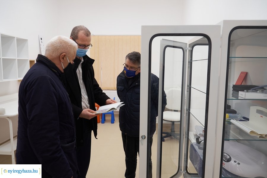 Helyszíni szemle a Csillag utcai orvosi rendelőben