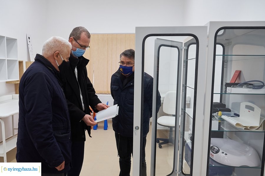 Helyszíni szemle a Csillag utcai orvosi rendelőben