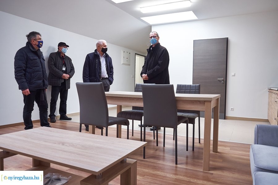 Helyszíni szemle a Csillag utcai orvosi rendelőben