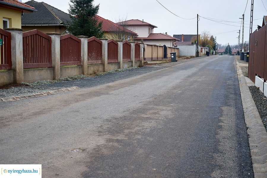 Helyszíni szemle a Felhő utcán