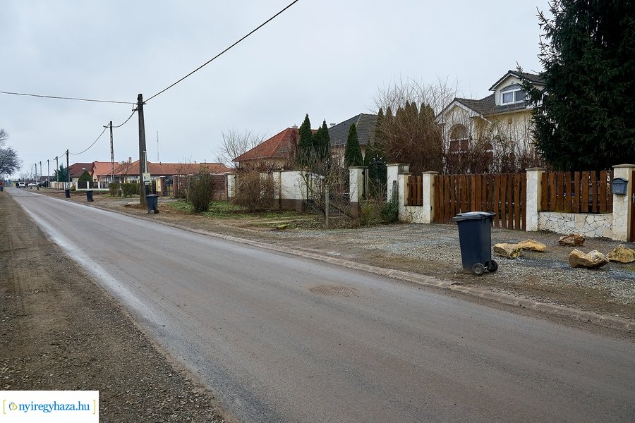 Helyszíni szemle a Felhő utcán