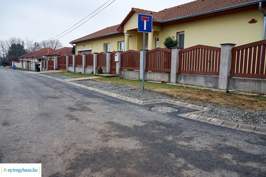 Helyszíni szemle a Felhő utcán