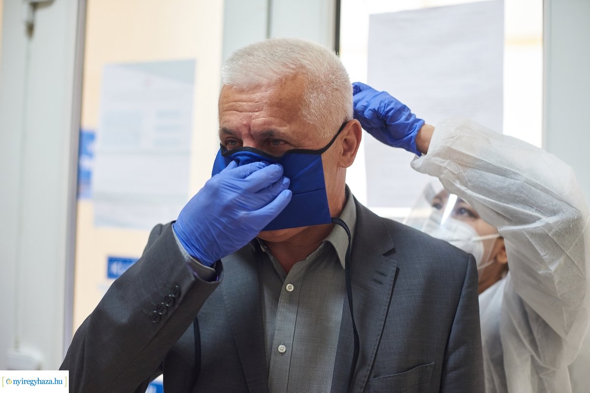 Helyszíni szemle a fogászati rendelőben - 20200417