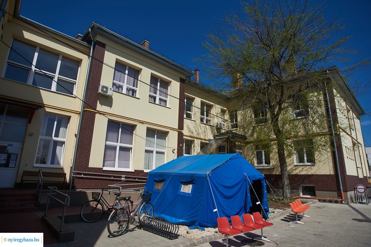 Helyszíni szemle a fogászati rendelőben - 20200417