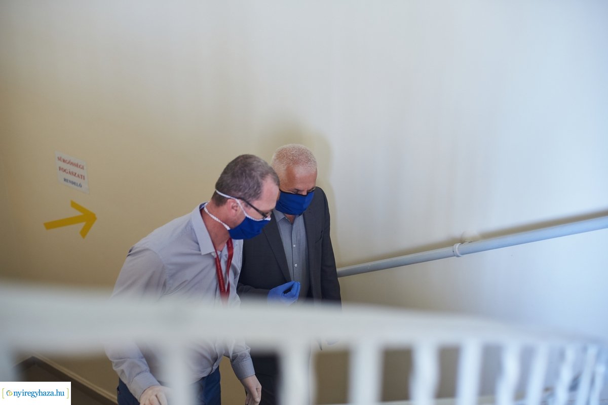 Helyszíni szemle a fogászati rendelőben - 20200417