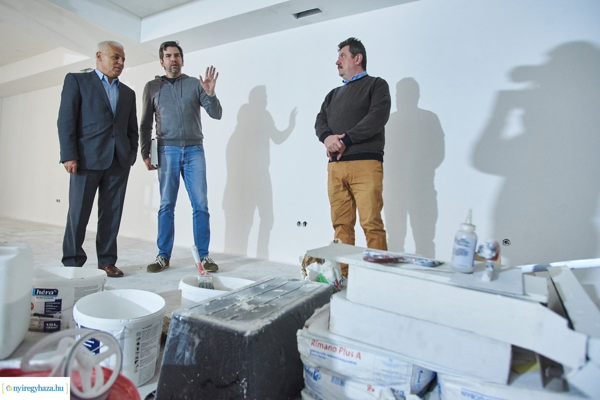 Helyszíni szemle a Kállay Kúriában 20200422