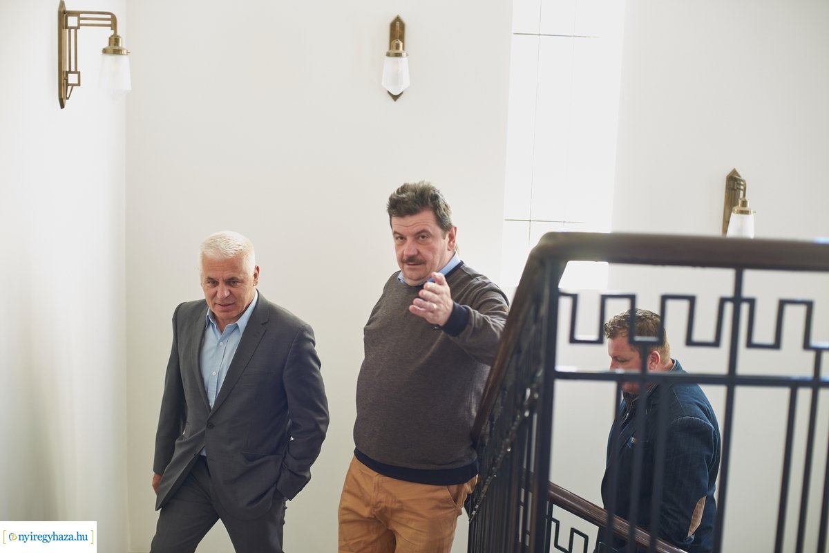 Helyszíni szemle a Kállay Kúriában 20200422