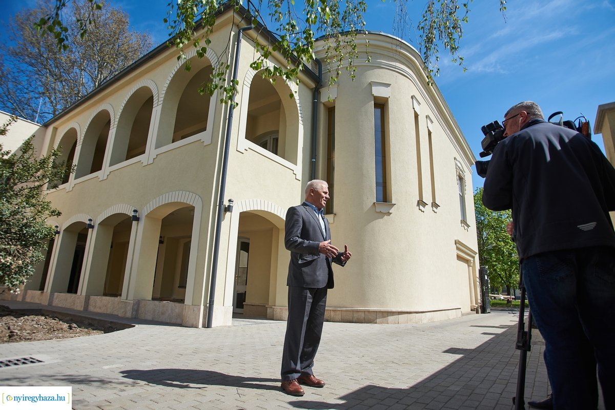 Helyszíni szemle a Kállay Kúriában 20200422
