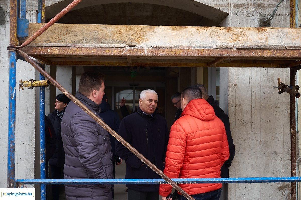 Helyszíni szemle a Kállay Kúriánál