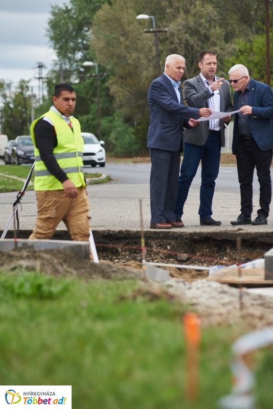 Helyszíni szemle a Kállói úton