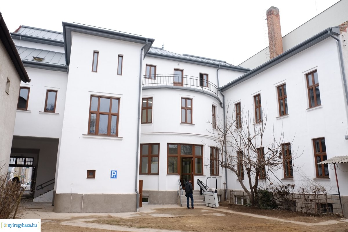 Helyszíni szemle a Kölyökvárban