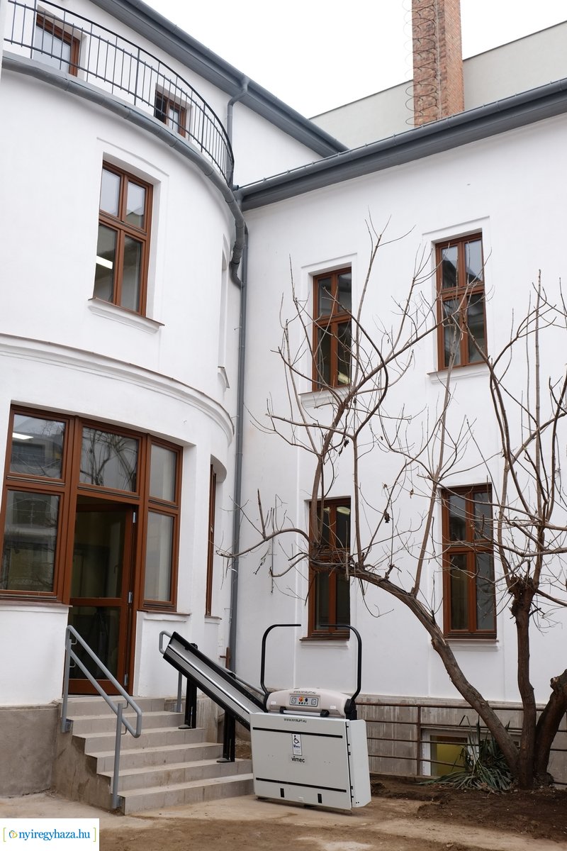 Helyszíni szemle a Kölyökvárban