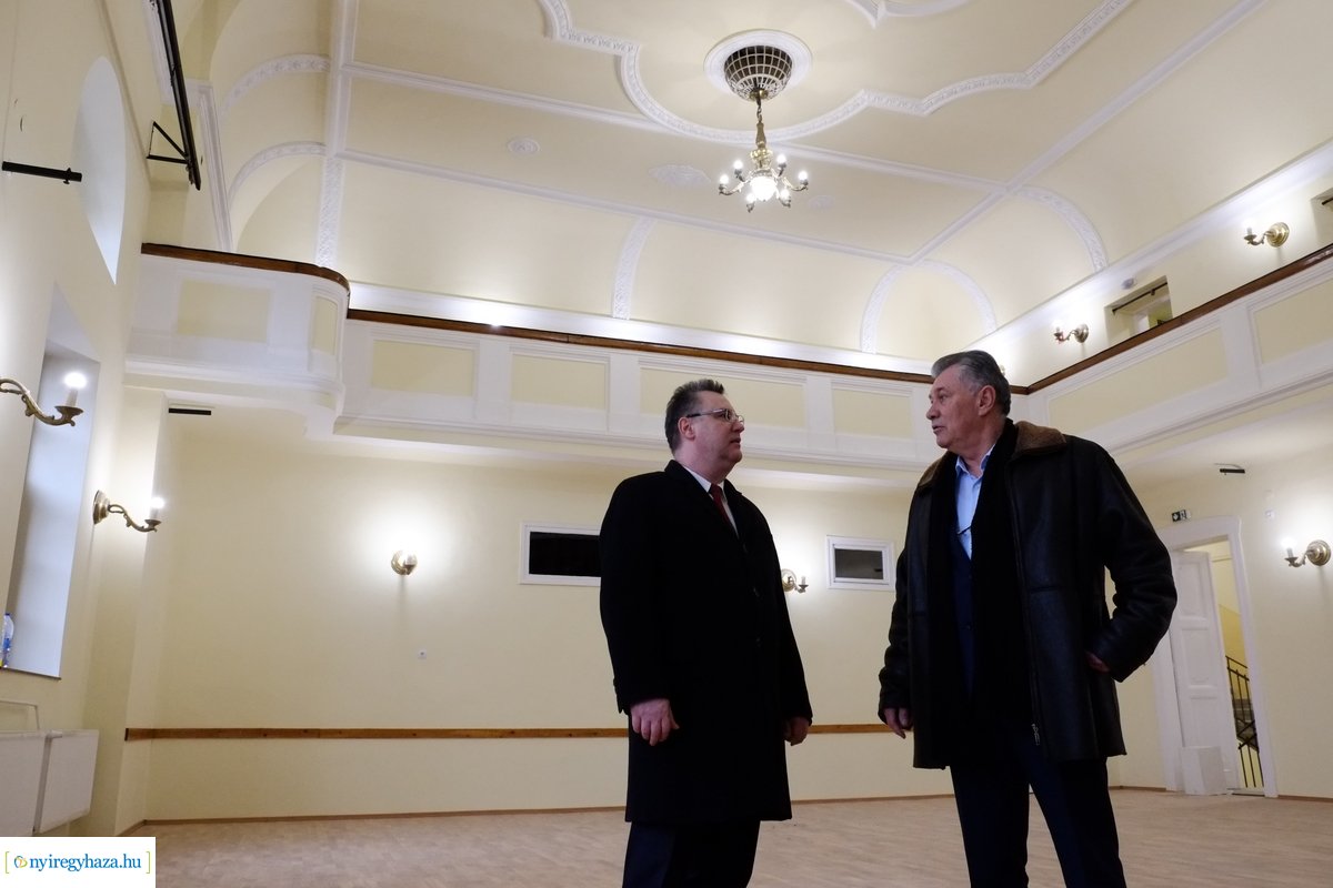 Helyszíni szemle a Kölyökvárban