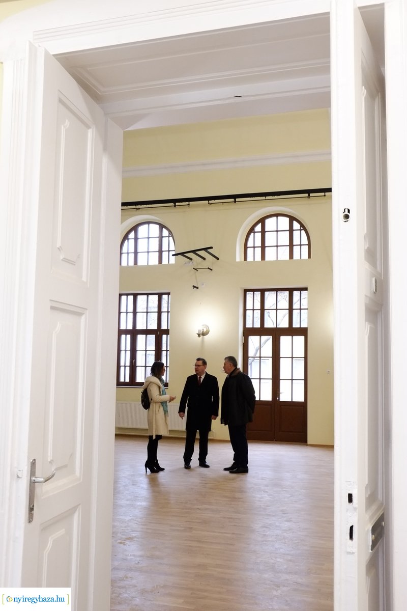 Helyszíni szemle a Kölyökvárban