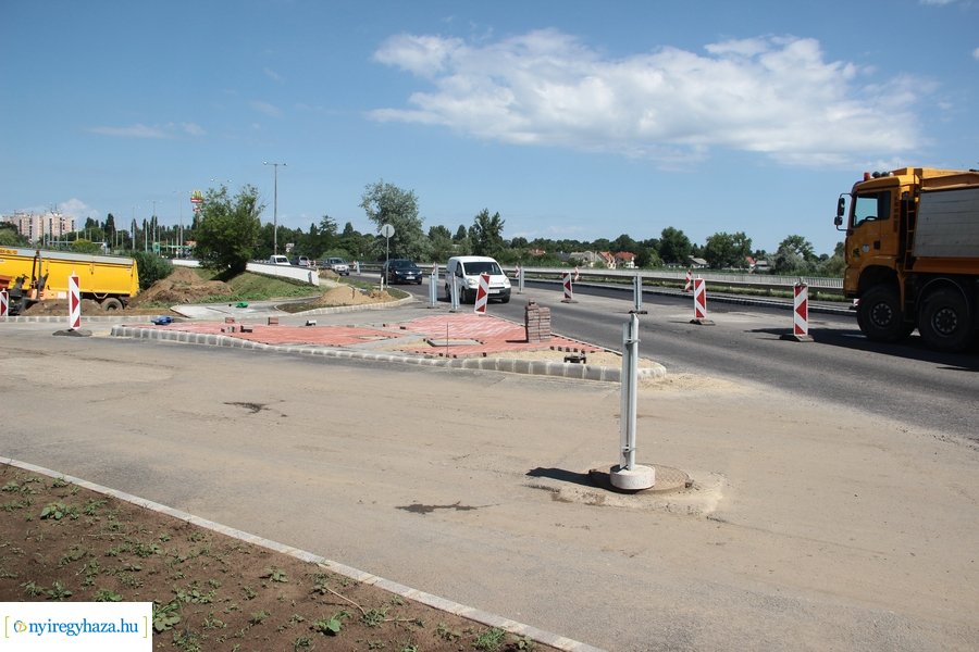 Helyszíni szemle a László utcai kereszteződésben