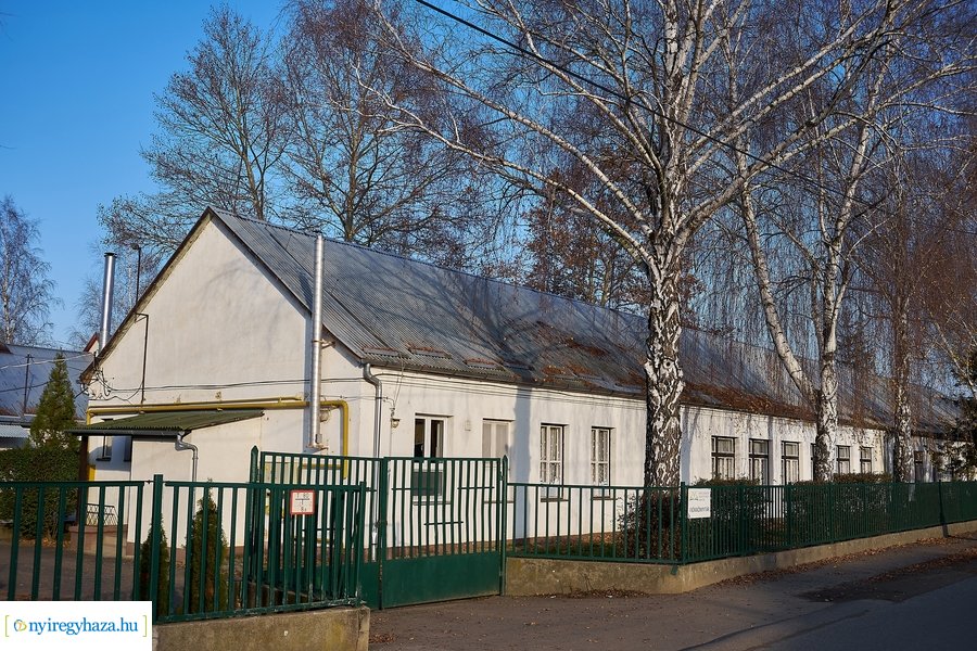 Helyszíni szemle a sóstóhegyi iskolában