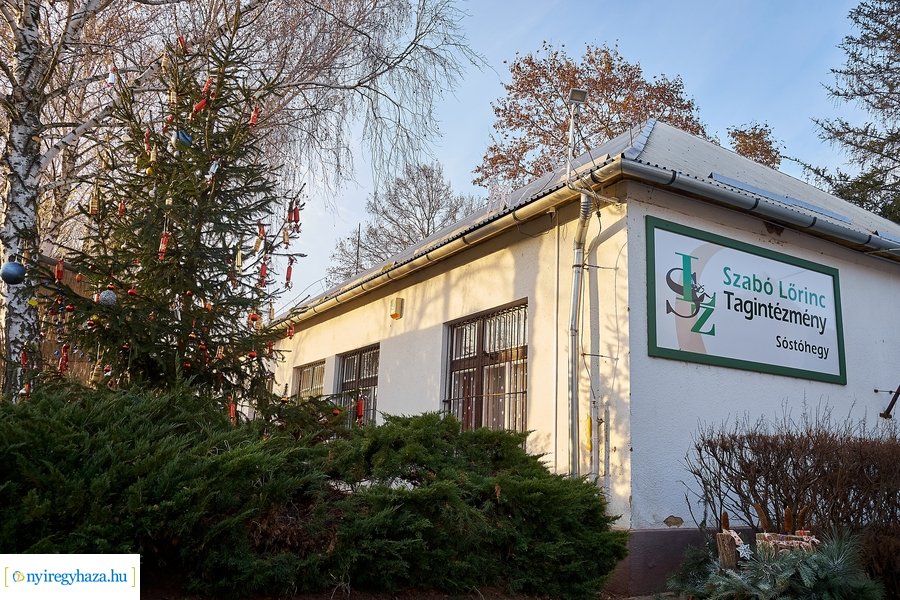 Helyszíni szemle a sóstóhegyi iskolában