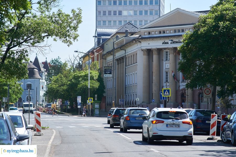 Helyszíni szemle a Széchenyi utcán 20220520