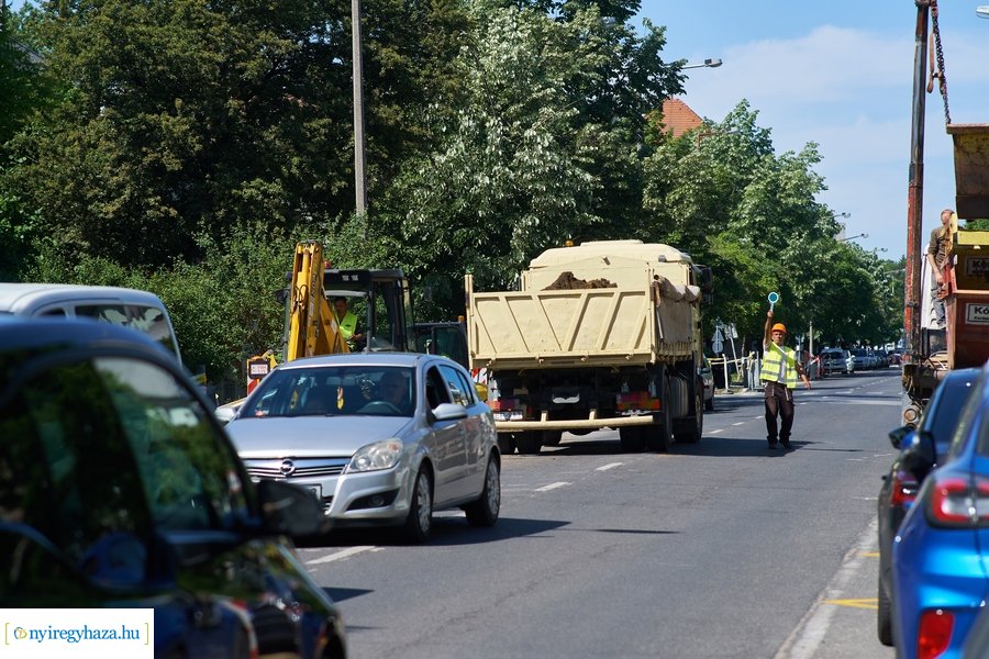 Helyszíni szemle a Széchenyi utcán 20220520