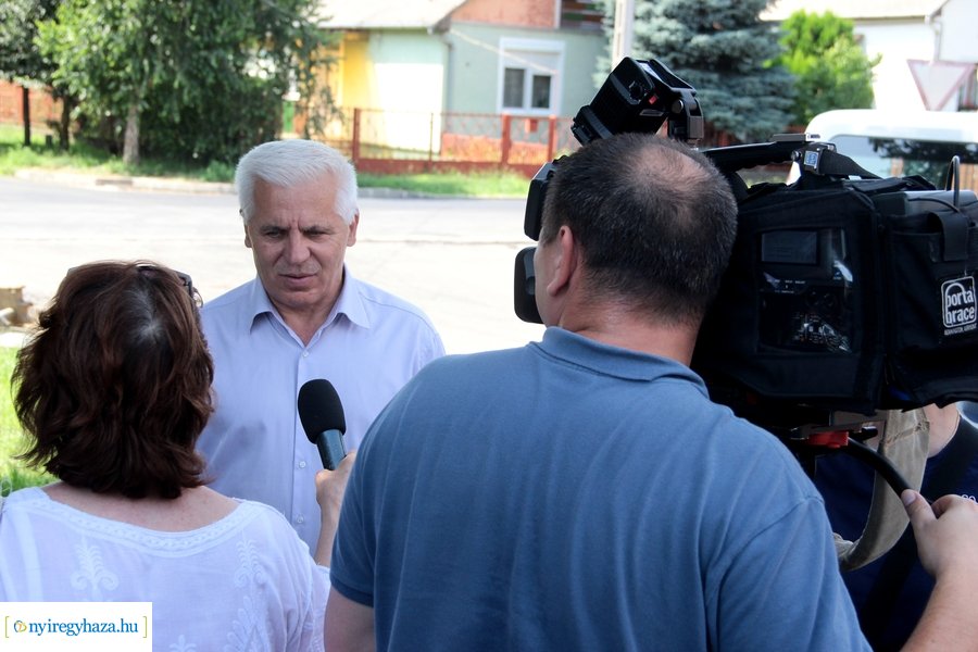 Helyszíni szemle a Szélsőbokori úton