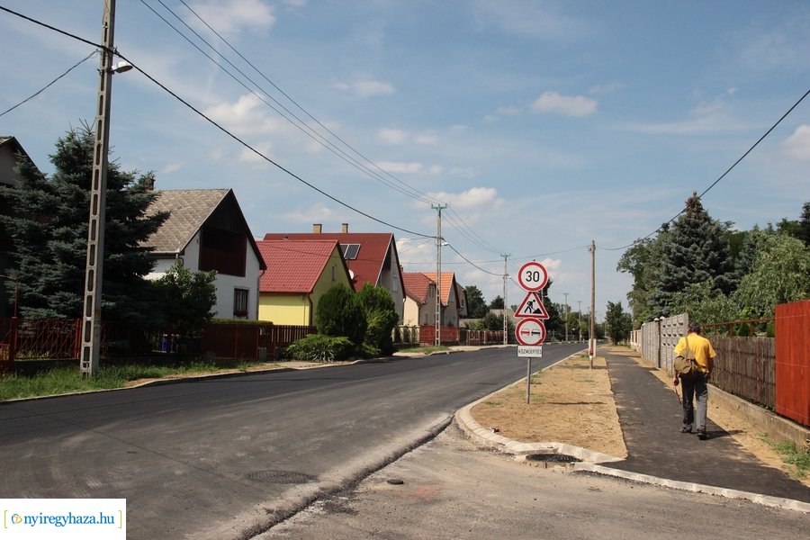 Helyszíni szemle a Szélsőbokori úton