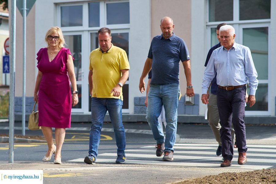 Helyszíni szemle a Szent István utcán 20220829