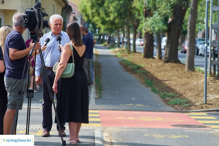 Helyszíni szemle a Szent István utcán 20220829