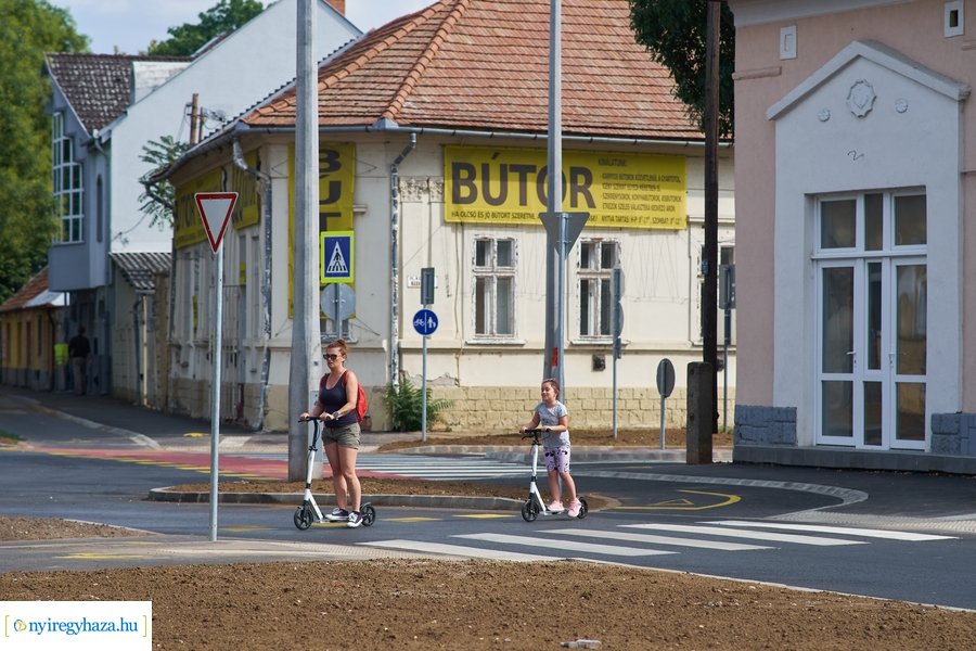 Helyszíni szemle a Szent István utcán 20220829