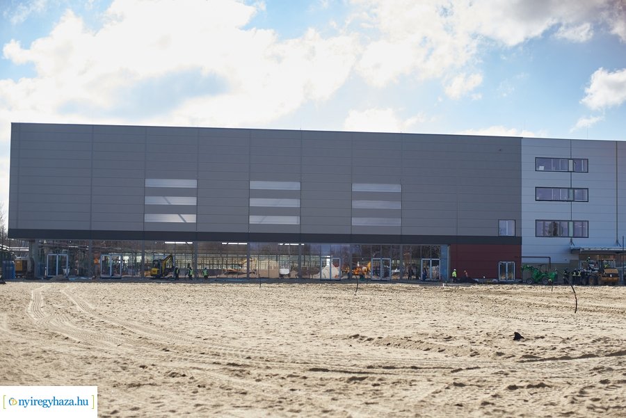 Helyszíni szemle az Atlétikai Centrumban