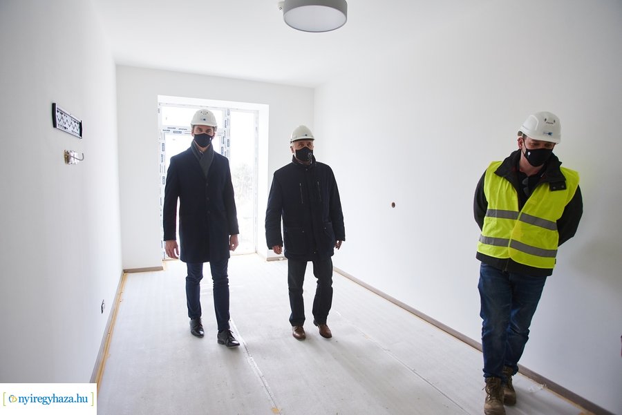 Helyszíni szemle az Atlétikai Centrumban