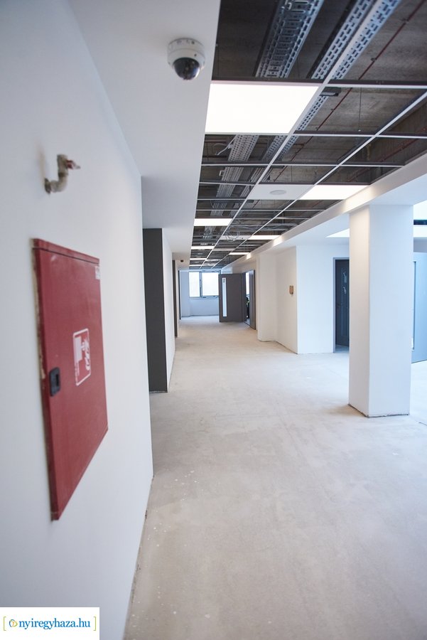 Helyszíni szemle az Atlétikai Centrumban