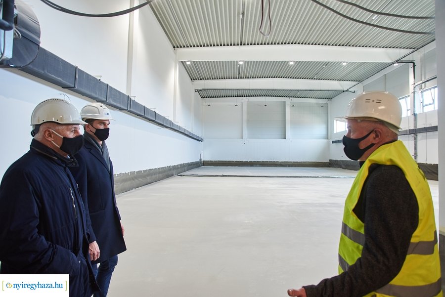 Helyszíni szemle az Atlétikai Centrumban