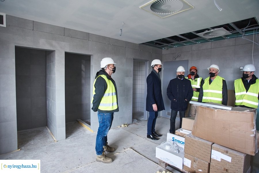 Helyszíni szemle az Atlétikai Centrumban