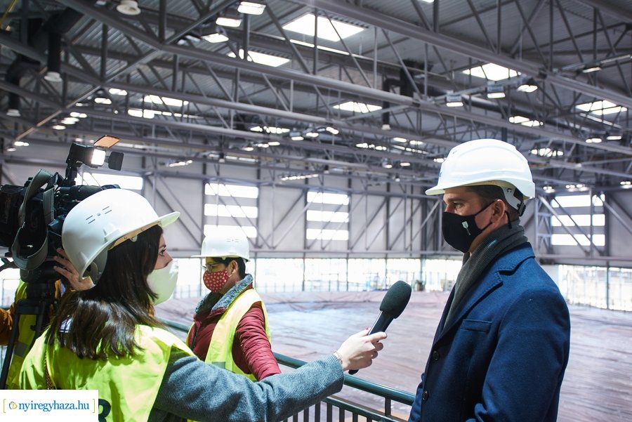 Helyszíni szemle az Atlétikai Centrumban