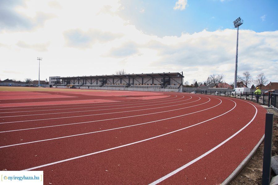 Helyszíni szemle az Atlétikai Centrumban