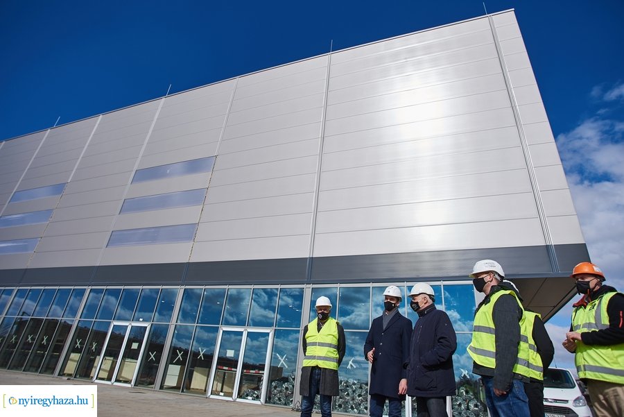 Helyszíni szemle az Atlétikai Centrumban