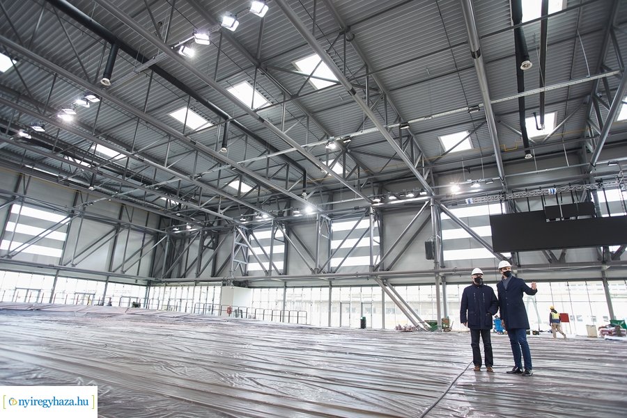 Helyszíni szemle az Atlétikai Centrumban