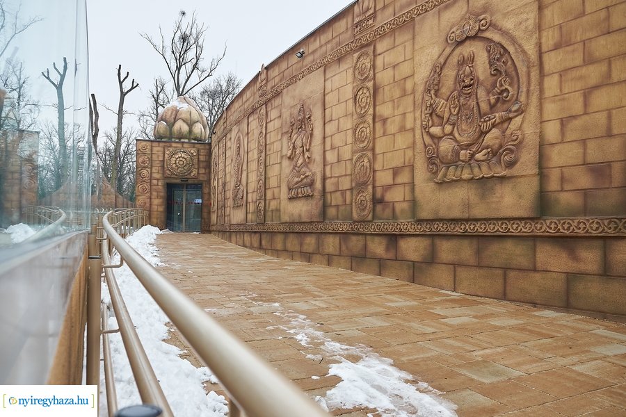 Helyszíni szemle az India-házban