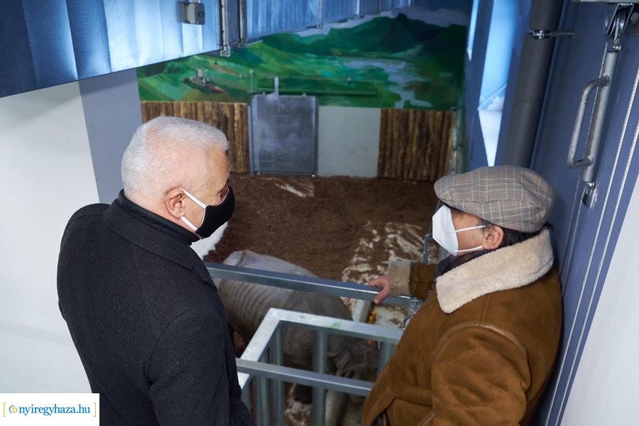 Helyszíni szemle az India-házban