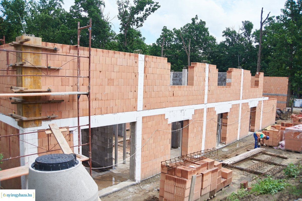 Helyszíni szemle az Indiaház és Madárröpde munkálatainál