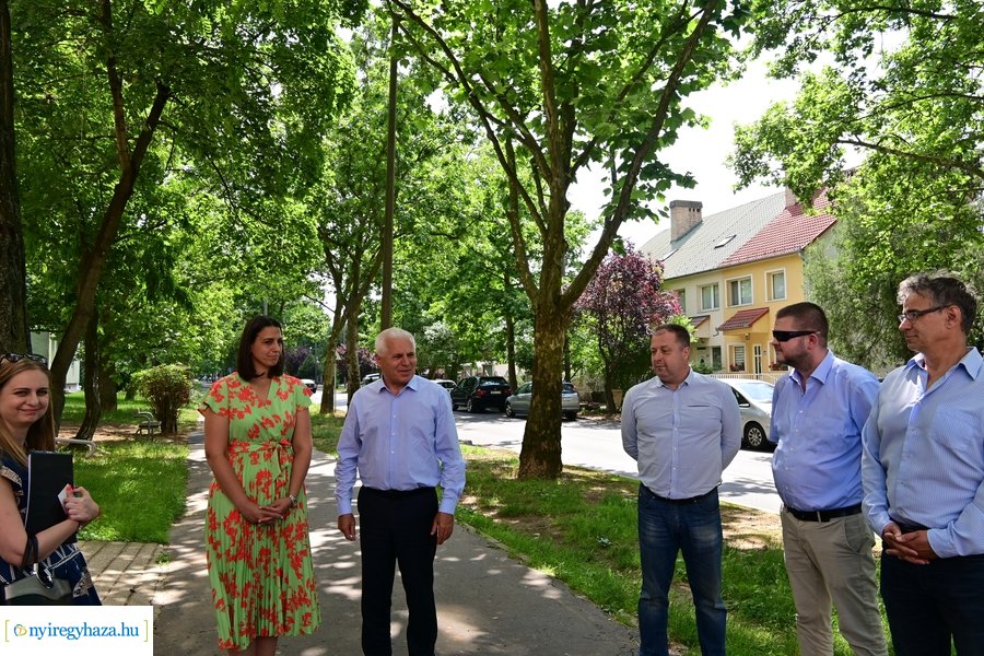 Helyszíni szemle az Ószőlő és Fürdő utcán