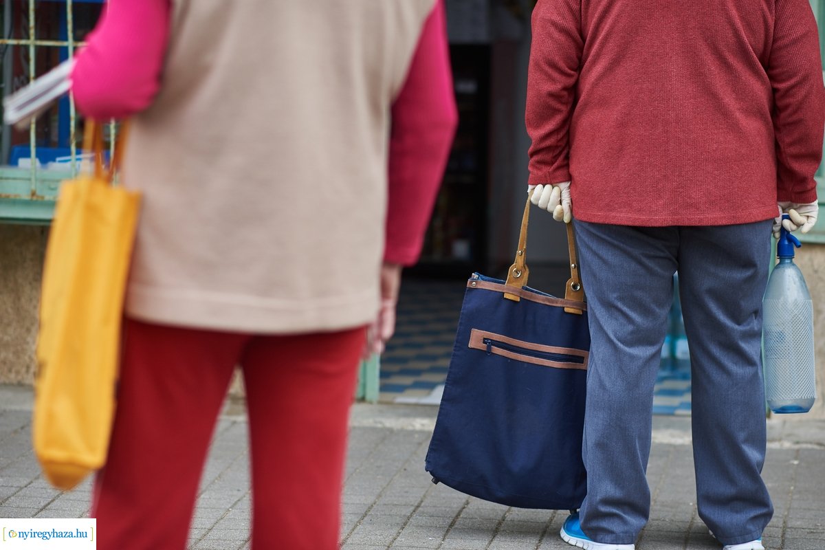 Hétköznap délelőtt Jósavárosban 200430