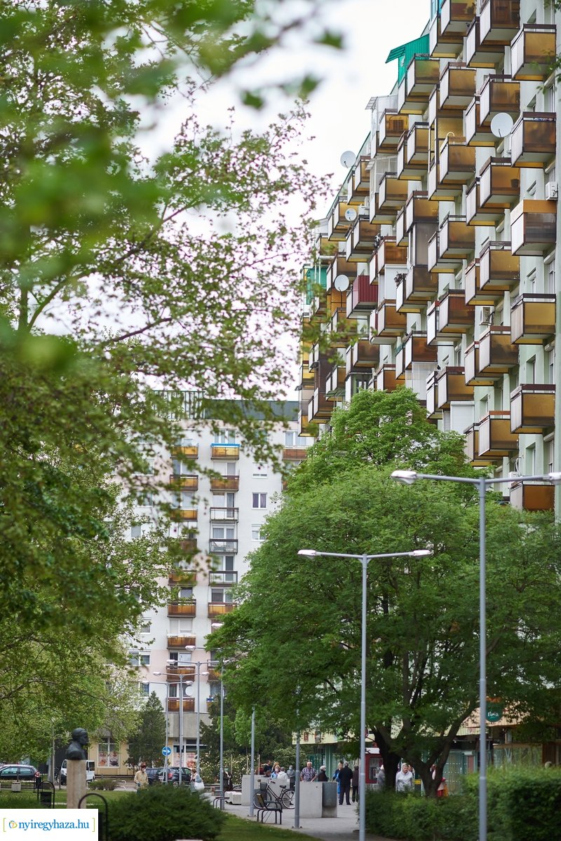 Hétköznap délelőtt Jósavárosban 200430