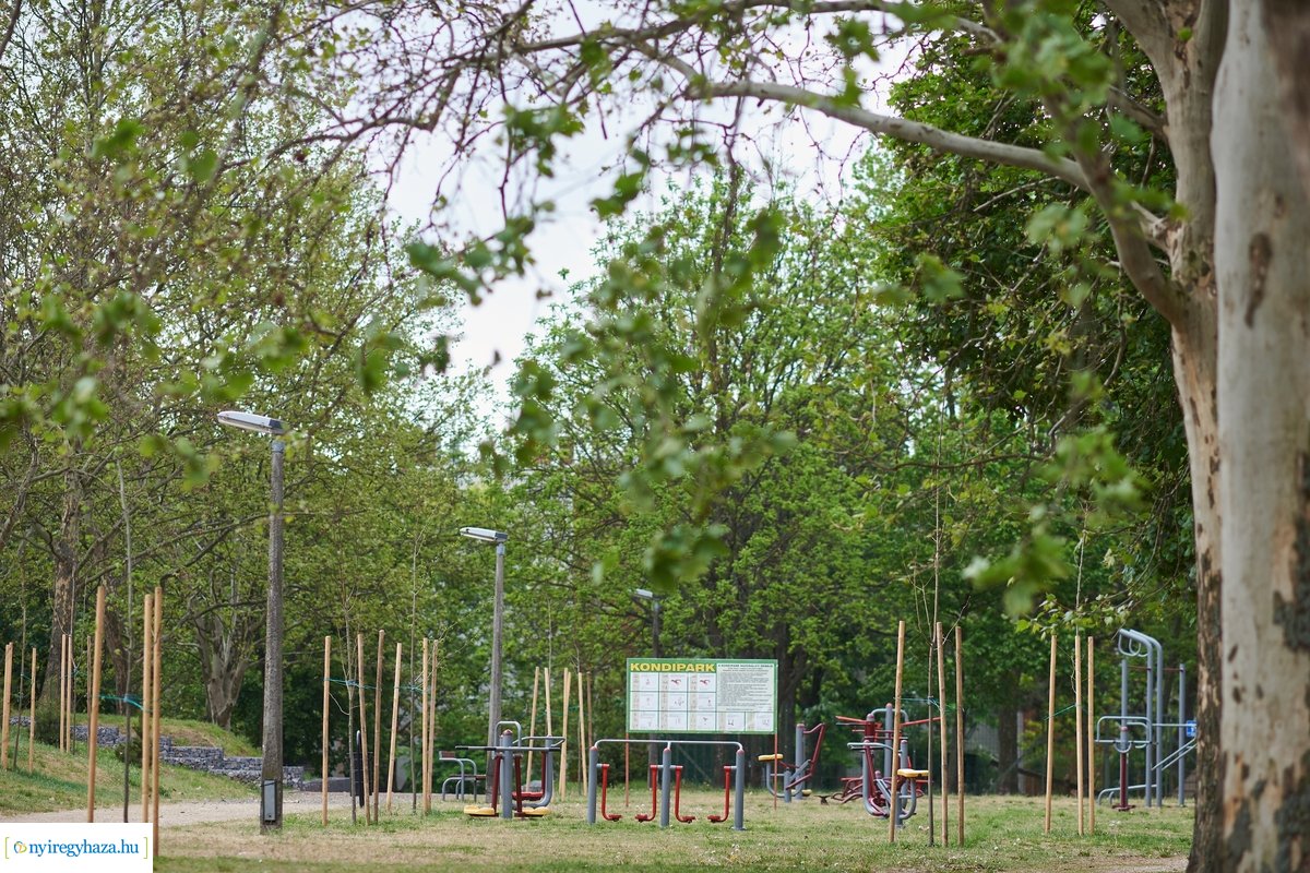 Hétköznap délelőtt Jósavárosban 200430