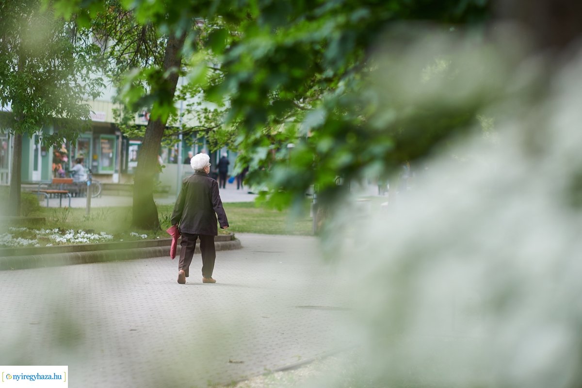 Hétköznap délelőtt Jósavárosban 200430