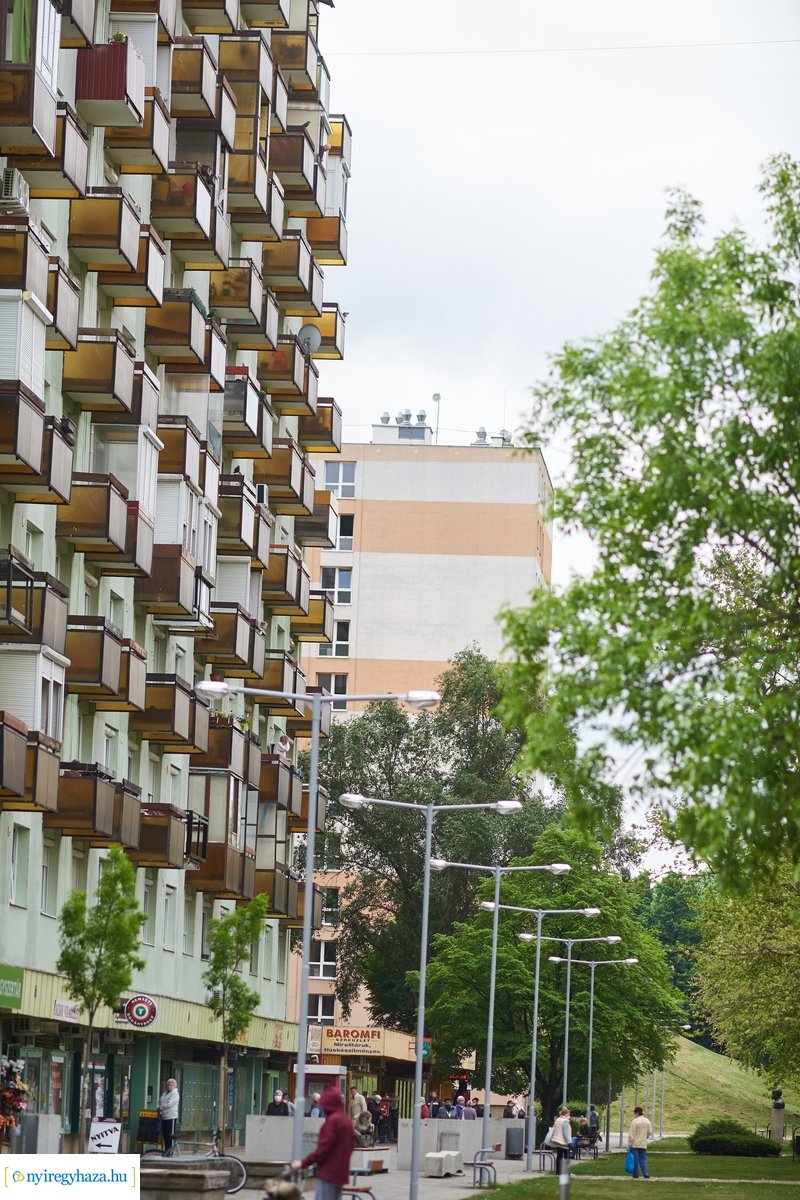 Hétköznap délelőtt Jósavárosban 200430